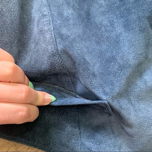 𝅺A.D.A Vintage Blue Leather Snap Button Up Unisex Dress Vest. - Picture 13 of 16